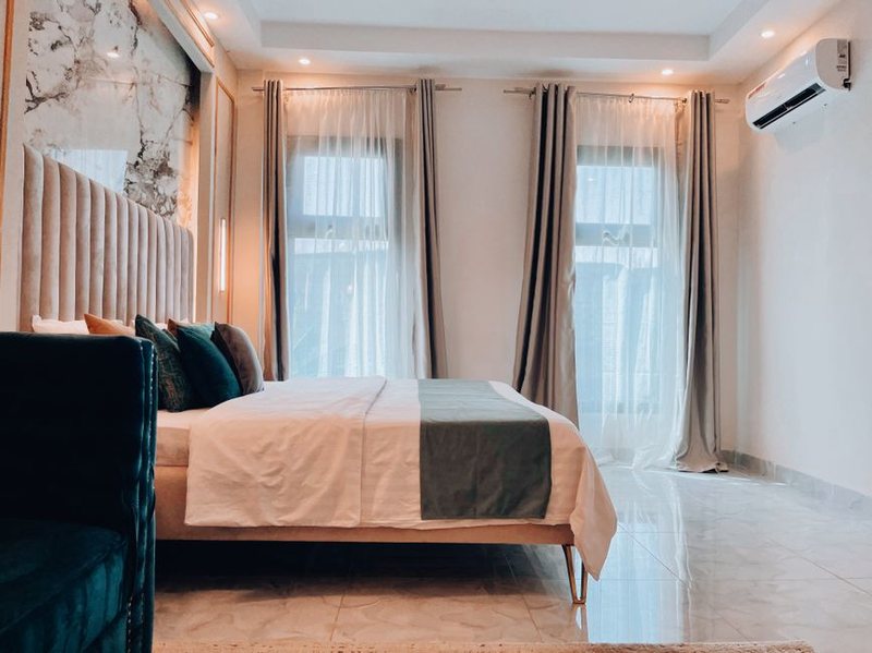 Riverside Suite